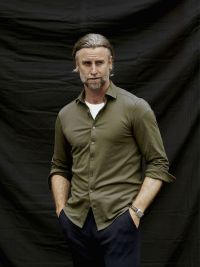 Hochwertiges Herrenhemd von Cutter & Buck aus Tri-Blend-Stretch – ideal für Business & Alltag